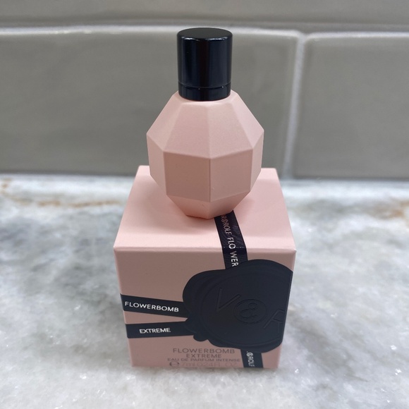 NWT Viktor & Rolf Flowerbomb Extreme EDP Splash - Picture 2 of 2